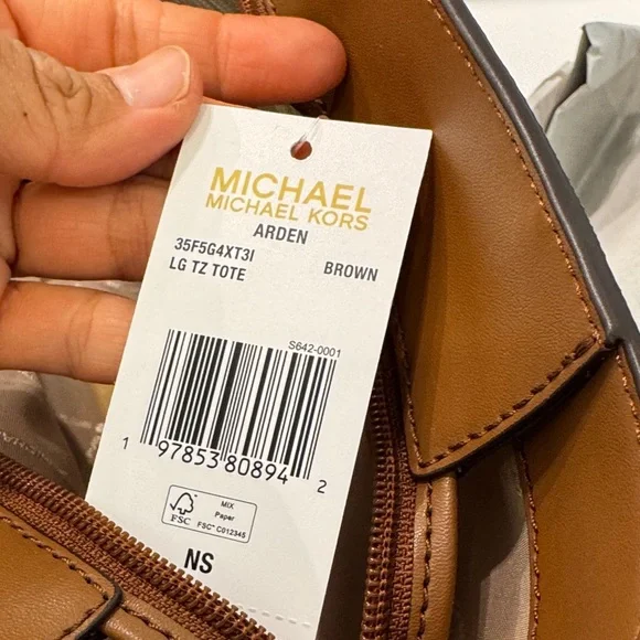 Michael Kors Arden Signature  Brown Star Tote - Picture 6 of 7